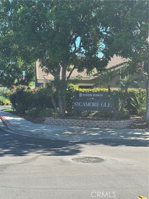 Detail Gallery Image 34 of 34 For 2211 Carob, Tustin,  CA 92782 - 3 Beds | 2/1 Baths