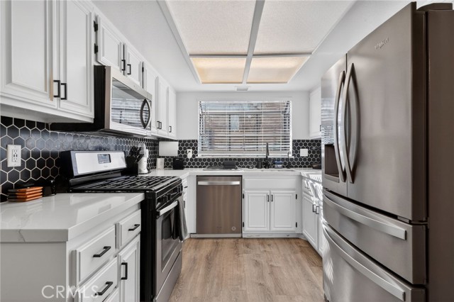 Front Image Thumbnail for CROC26021236