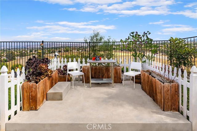 Detail Gallery Image 29 of 56 For 3165 Forest View, Corona,  CA 92882 - 5 Beds | 2/1 Baths