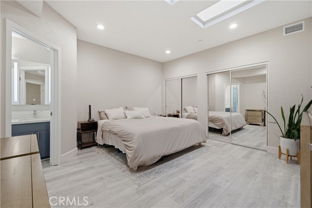 Detail Gallery Image 9 of 28 For 626 Lake #38,  Huntington Beach,  CA 92648 - 1 Beds | 1 Baths