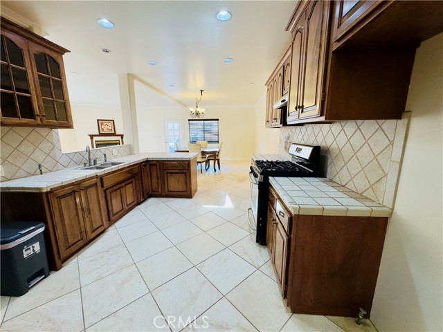 14542 Los Robles Avenue, Hacienda Heights CA: https://media.crmls.org/medias/5fa30853-5826-4eea-a2ea-ac9371b433f4.jpg