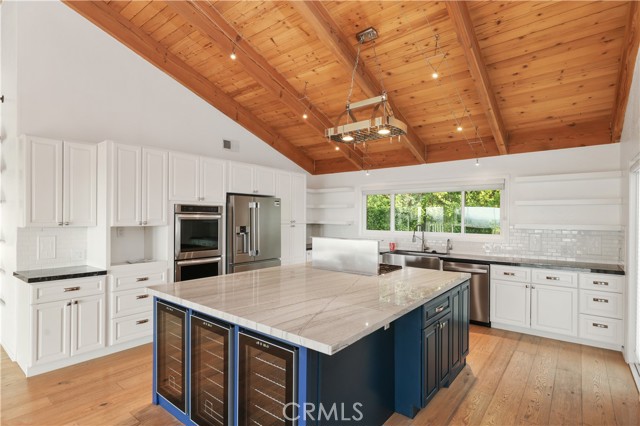 Detail Gallery Image 4 of 40 For 18826 Winnwood, Santa Ana,  CA 92705 - 3 Beds | 2 Baths