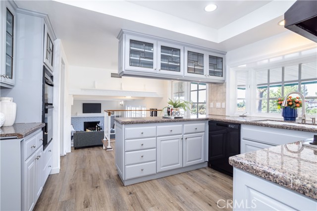 Detail Gallery Image 12 of 43 For 11357 Yolanda Ave, Porter Ranch,  CA 91326 - 5 Beds | 3 Baths