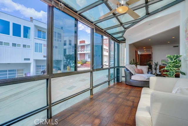 4230 The Strand, Manhattan Beach, California 90266, 3 Bedrooms Bedrooms, ,3 BathroomsBathrooms,Residential,Sold,The Strand,SB21190702