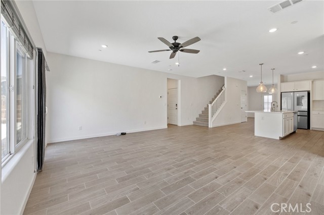 1754 N Aster Lake Road, Hanford CA: https://media.crmls.org/medias/5fa46cc3-3417-4189-b842-deb79b55a836.jpg