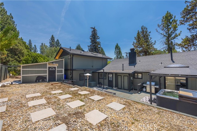 42668 Sonoma Drive, Big Bear Lake CA: https://media.crmls.org/medias/5fa4d076-5e83-4fec-b87b-b6bb689b848b.jpg