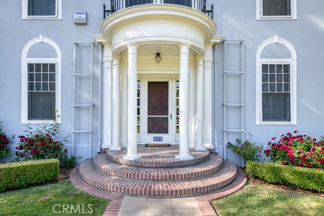 Detail Gallery Image 3 of 66 For 605 E Home Ave, Fresno,  CA 93728 - 5 Beds | 4/1 Baths