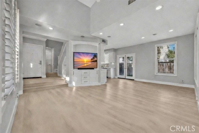 Detail Gallery Image 4 of 38 For 48 Half Moon Trl, Ladera Ranch,  CA 92694 - 3 Beds | 2/1 Baths