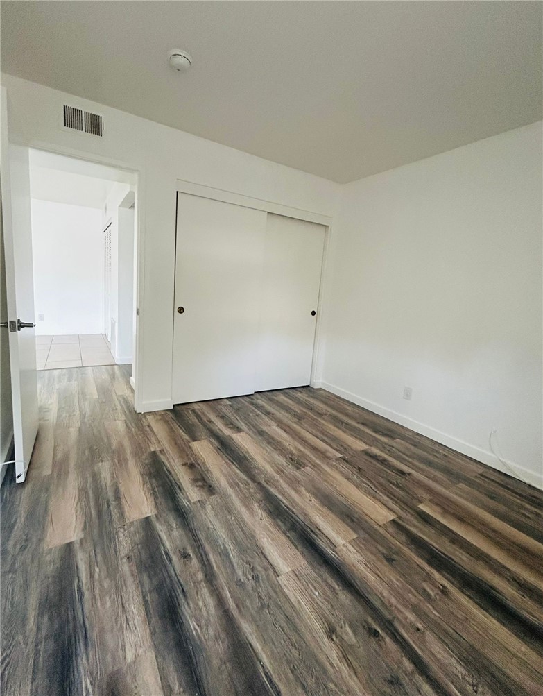 Detail Gallery Image 11 of 14 For 25007 Peachland Ave #221,  Newhall,  CA 91321 - 2 Beds | 2 Baths