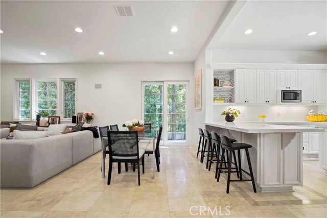 4210 Old Topanga Canyon Road, Calabasas CA: https://media.crmls.org/medias/5fa69278-ff1a-4c6b-a200-9df265a1666c.jpg