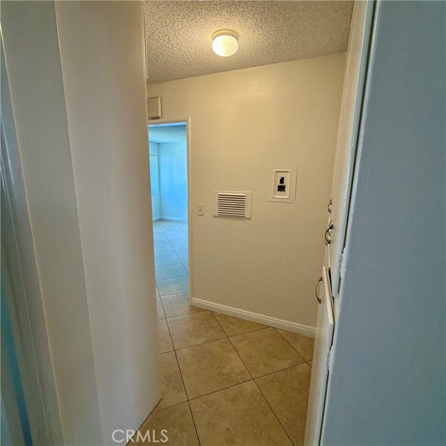 Detail Gallery Image 11 of 20 For 1304 W Lido #2,  Anaheim,  CA 92801 - 2 Beds | 1 Baths