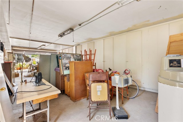 308 Flower Street, Costa Mesa CA: https://media.crmls.org/medias/5fa7800a-2ce7-4c8f-bff2-198dbd736f7f.jpg