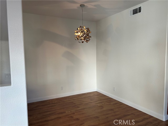 Front Image Thumbnail for CRHD25266596