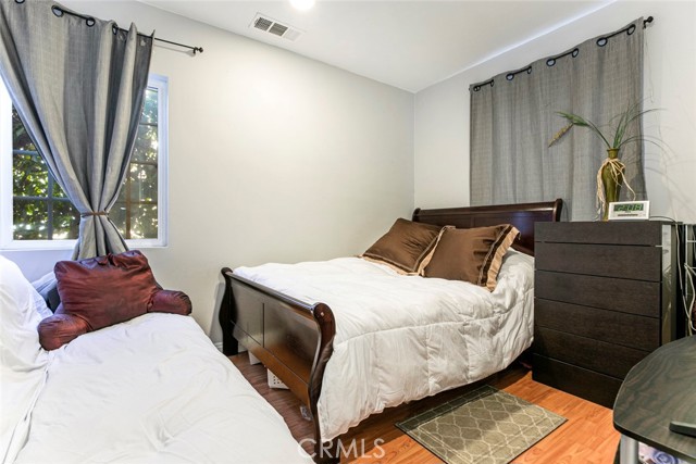 Detail Gallery Image 12 of 27 For 7419 Kraft, North Hollywood,  CA 91605 - 3 Beds | 2 Baths