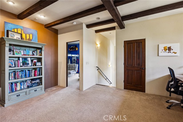 935 Isabella Way, San Luis Obispo CA: https://media.crmls.org/medias/5fa8b498-aa34-4b1b-a0d1-70773824344c.jpg