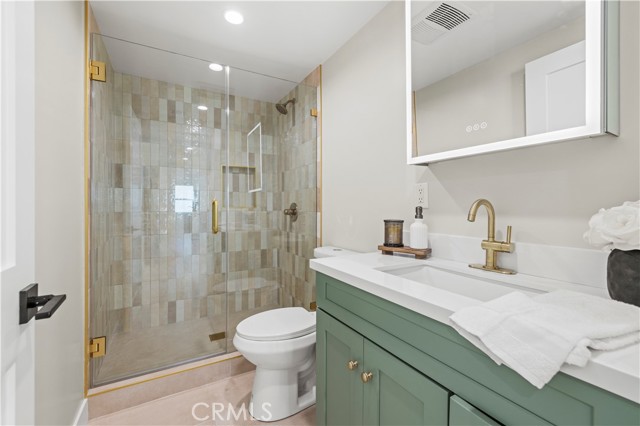 Detail Gallery Image 26 of 36 For 3923 Edenhurst Ave, Los Angeles,  CA 90039 - 4 Beds | 3 Baths