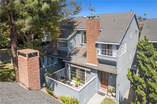 1917 Nelson Avenue, Redondo Beach, California 90278, 3 Bedrooms Bedrooms, ,2 BathroomsBathrooms,Residential,Sold,Nelson,SB22174600