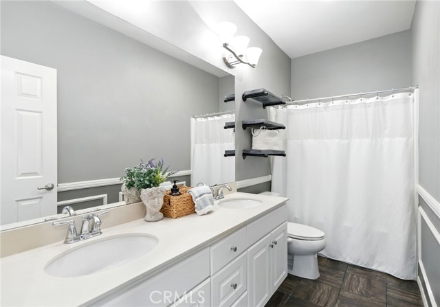 29222 Woodbridge Street, Lake Elsinore CA: https://media.crmls.org/medias/5faa78cc-ac87-47c4-86b5-8e256725f2f6.jpg
