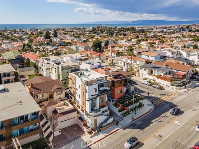 203 Prospect Avenue, Redondo Beach, California 90277, 3 Bedrooms Bedrooms, ,4 BathroomsBathrooms,Residential,Sold,Prospect,SB22038640