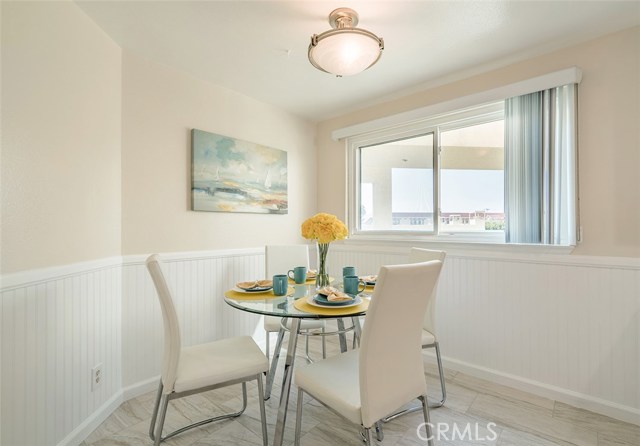 520 The Village, Redondo Beach, California 90277, 2 Bedrooms Bedrooms, ,2 BathroomsBathrooms,Residential,Sold,The Village,SB17117479