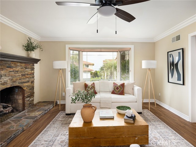Detail Gallery Image 12 of 61 For 28422 Seamount Dr, Rancho Palos Verdes,  CA 90275 - 5 Beds | 3 Baths