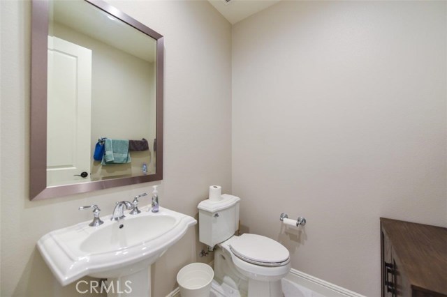 Detail Gallery Image 21 of 43 For 222 Clear Falls, Irvine,  CA 92602 - 5 Beds | 5/1 Baths