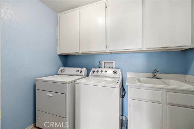 Detail Gallery Image 29 of 43 For 1549 Thomas Dr, Lancaster,  CA 93535 - 4 Beds | 3 Baths