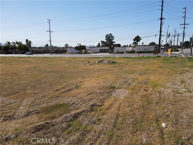 6909 Victoria Avenue, Highland, California 92346, ,Commercial Lease,For Rent,6909 Victoria Avenue,CRIV23197964