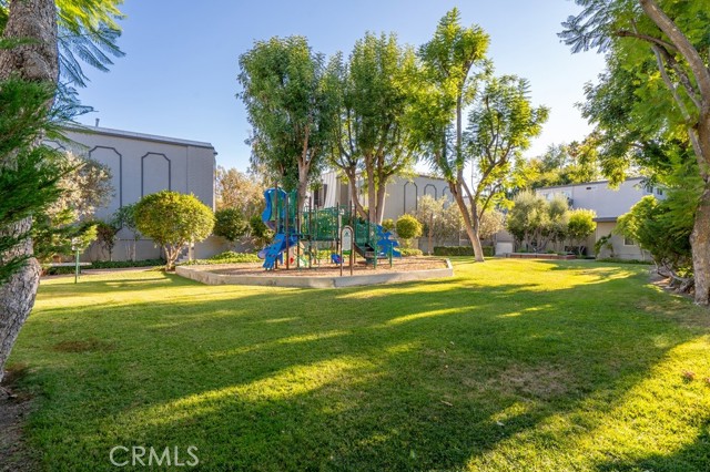 Detail Gallery Image 22 of 24 For 6041 Fountain Park St #9,  Woodland Hills,  CA 91367 - 2 Beds | 1 Baths