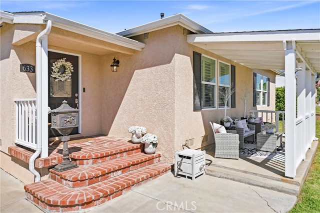 Detail Gallery Image 4 of 61 For 633 Laurel Ave, Brea,  CA 92821 - 3 Beds | 2/1 Baths