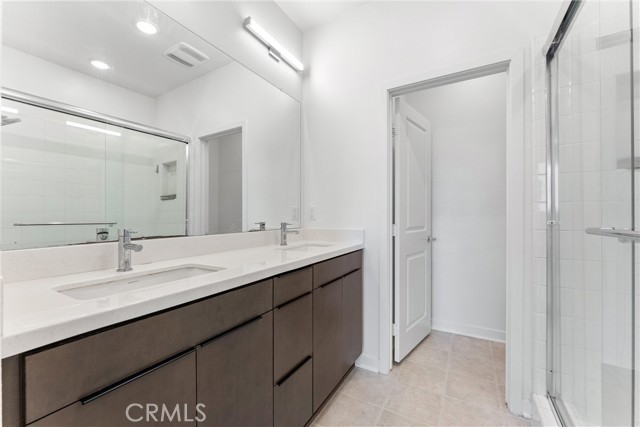 8275 Page Street, Buena Park CA: https://media.crmls.org/medias/5fad83e9-4453-42dc-b1f2-24b14c5469b1.jpg