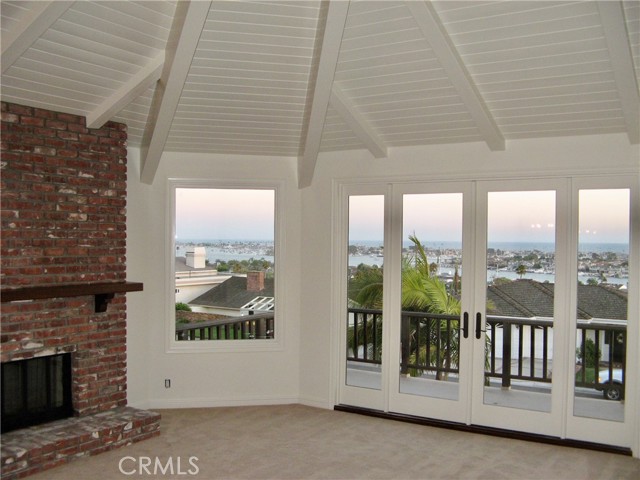 Living Room with Panoramic Views
