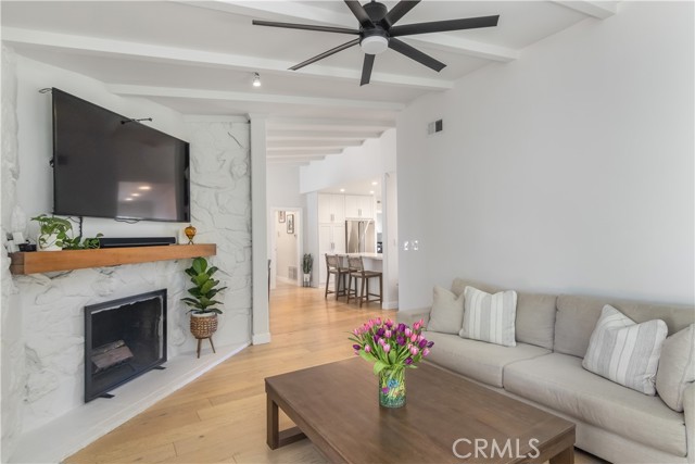 Image 6 of 31 For 23265 Sylvan