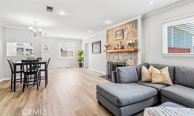 Detail Gallery Image 3 of 9 For 401 N Rennell, San Dimas,  CA 91773 - 4 Beds | 2 Baths