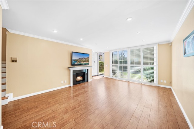 Detail Gallery Image 6 of 57 For 3520 Maricopa #1,  Torrance,  CA 90503 - 3 Beds | 3 Baths