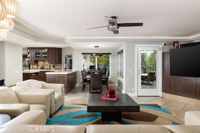 25611 Rangewood Road, Laguna Hills CA: https://media.crmls.org/medias/5fb0c4bf-44e5-4a66-b31a-7bede02124b9.jpg