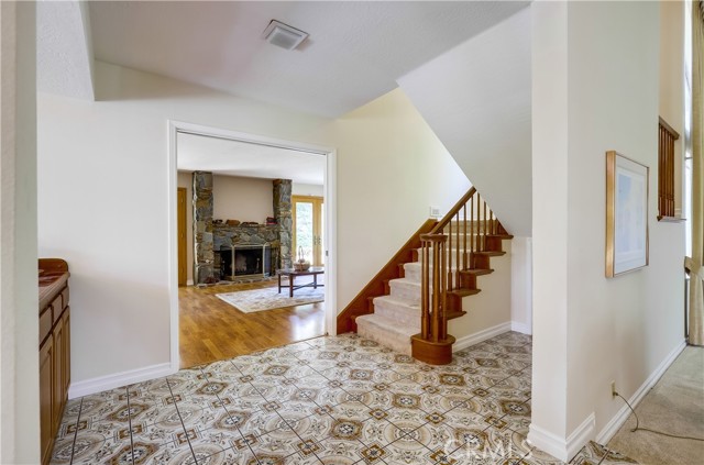 Detail Gallery Image 15 of 63 For 22851 Pocetas, Mission Viejo,  CA 92692 - 5 Beds | 3 Baths
