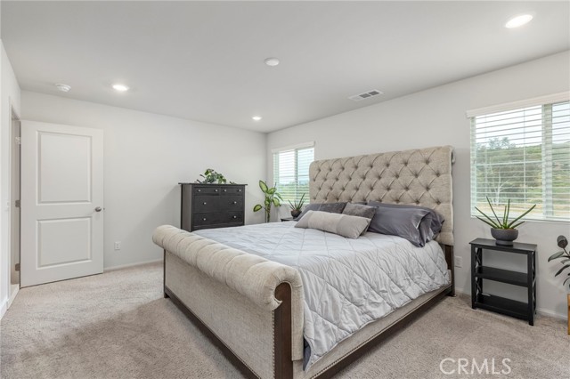 Detail Gallery Image 11 of 32 For 31859 Woodbank Way, Winchester,  CA 92596 - 5 Beds | 3 Baths