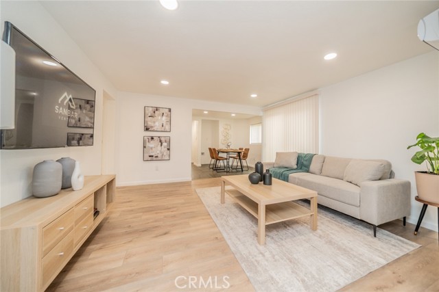 Detail Gallery Image 2 of 45 For 24563 4th, San Bernardino,  CA 92410 - 3 Beds | 1 Baths