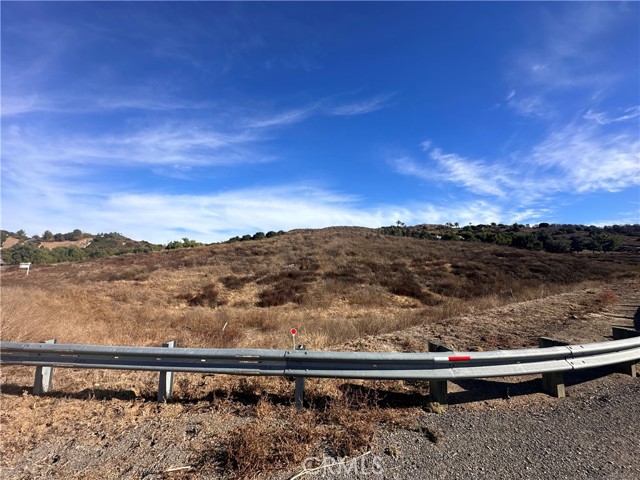 38550 King Ct, Murrieta CA: https://media.crmls.org/medias/5fb1f098-d5d1-4c0e-8b99-f5ce37d02a2d.jpg