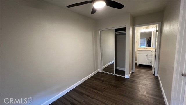 Front Image Thumbnail for CROC25252612