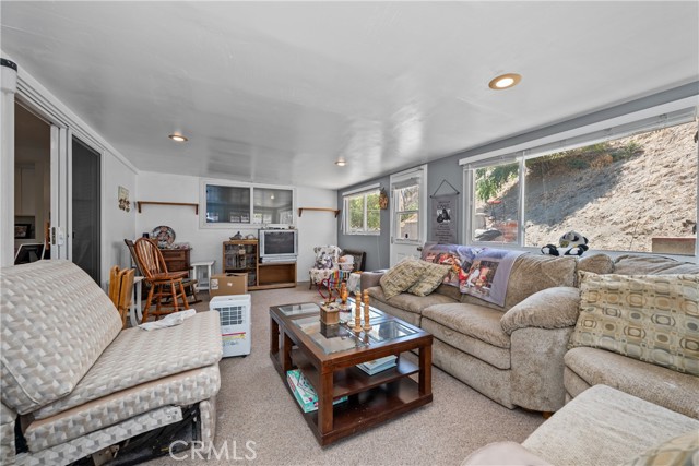 9152 Lakeview Road, Lakeside CA: https://media.crmls.org/medias/5fb239e8-8f0f-44ca-ad4a-ae33927c0f36.jpg