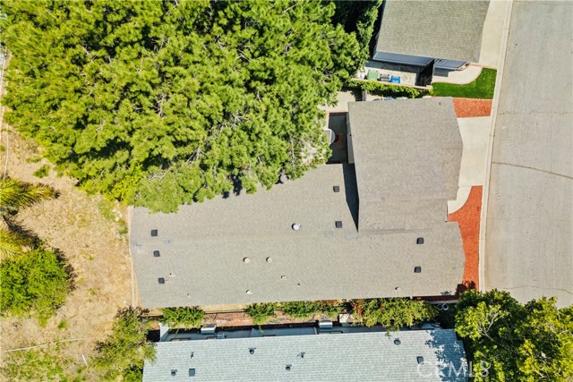 13691 Gavina Avenue, Sylmar CA: https://media.crmls.org/medias/5fb2617e-35df-47d9-808f-a7f3d5729d59.jpg
