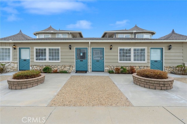 918 S Cabrillo Ave, San Pedro CA: https://media.crmls.org/medias/5fb2cde9-3d85-4cf9-aa63-cc329f38ac47.jpg