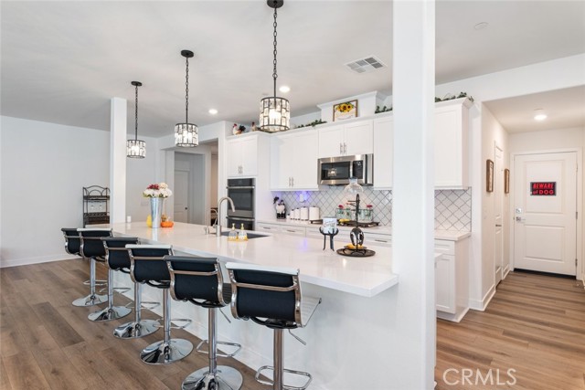 Detail Gallery Image 15 of 56 For 26219 Silver Birch, Menifee,  CA 92584 - 6 Beds | 4/1 Baths