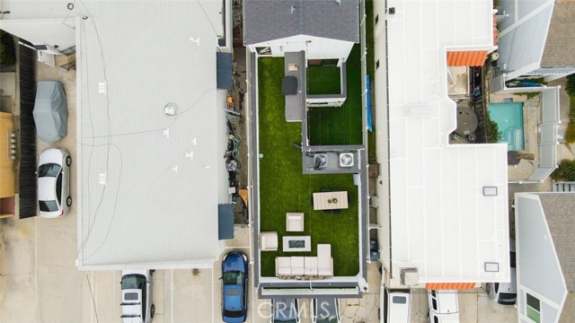 Detail Gallery Image 63 of 64 For 307 18th St, Huntington Beach,  CA 92648 - 3 Beds | 3/1 Baths