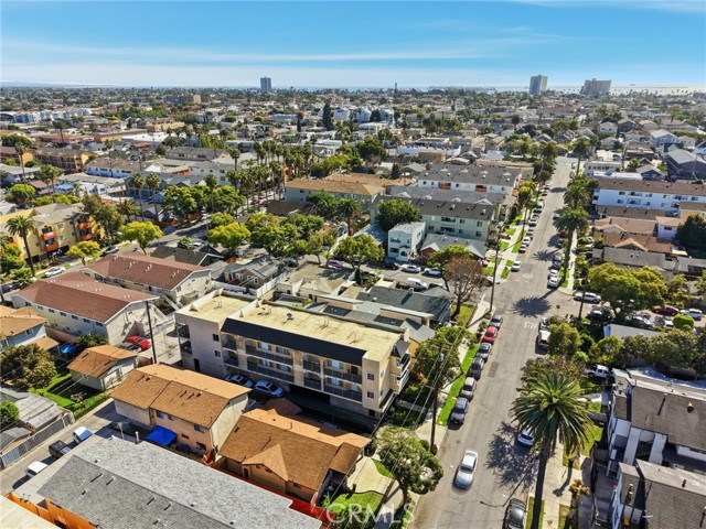 Detail Gallery Image 10 of 32 For 826 Gaviota, Long Beach,  CA 90813 - – Beds | – Baths