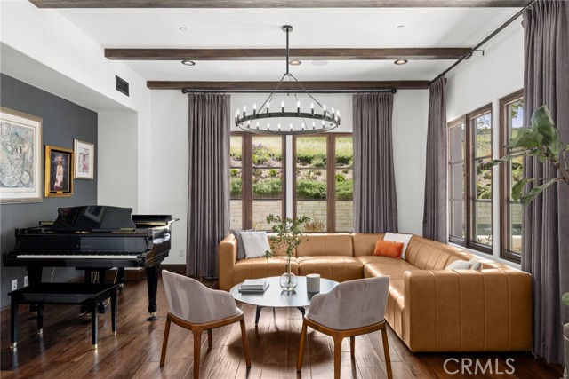 Detail Gallery Image 10 of 74 For 25 Golden Eagle, Irvine,  CA 92603 - 6 Beds | 6/1 Baths