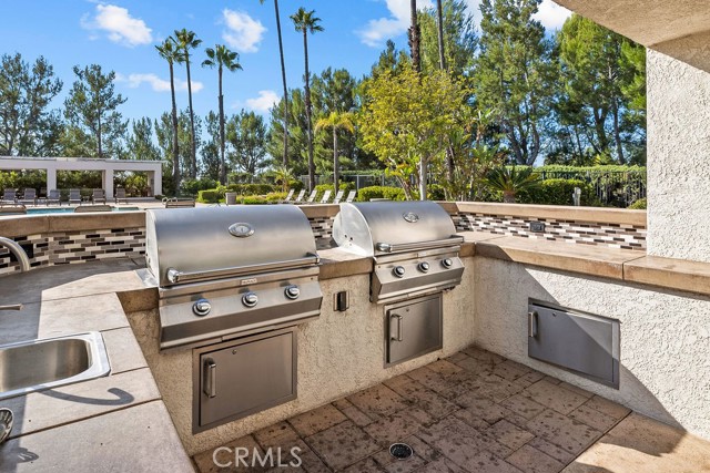 1055 S Sundance Drive, Anaheim Hills CA: https://media.crmls.org/medias/5fb569c5-5ac9-4304-b08f-a87f7b6238fd.jpg