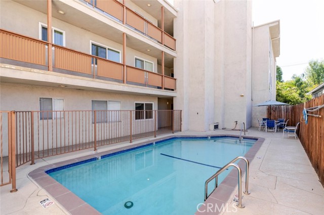 Detail Gallery Image 9 of 38 For 13543 Moorpark St #7,  Sherman Oaks,  CA 91423 - 2 Beds | 2 Baths